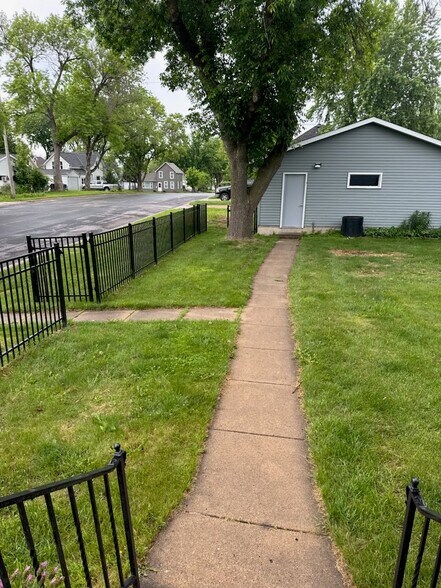 Fenced in Backyard, corner lot - 353 E Main St