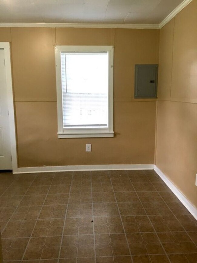 Building Photo - 00099