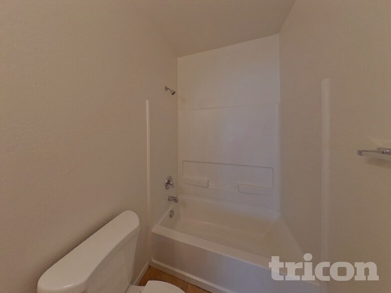 Building Photo - 22872 S 218th St