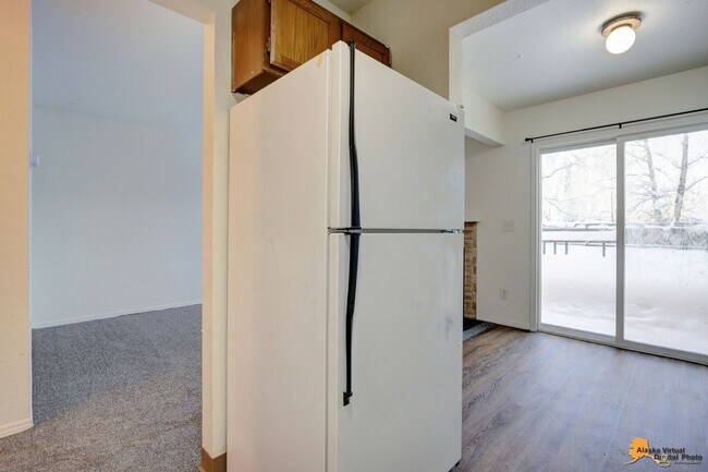 Building Photo - 531 Idaho St