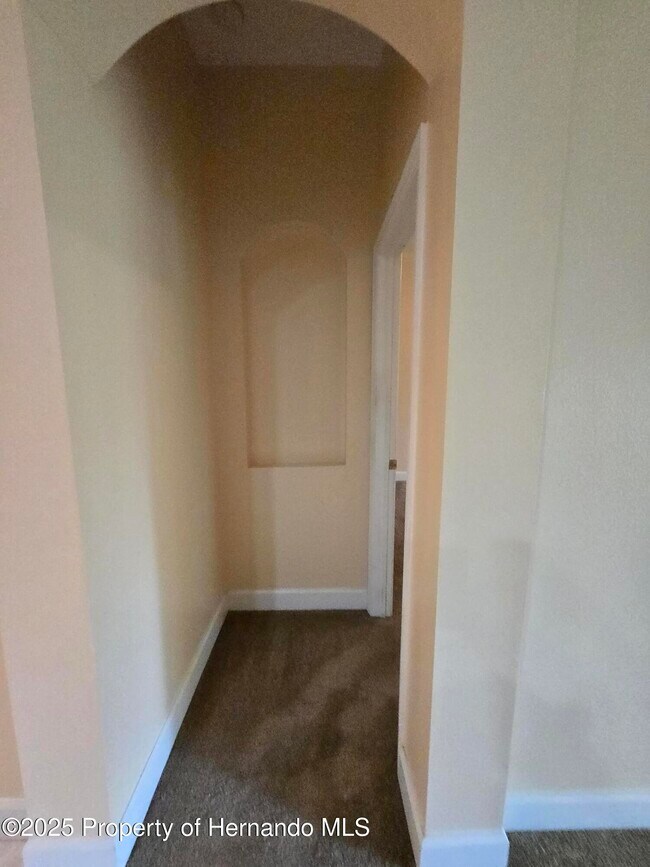 Building Photo - 5524 Brackenwood Dr