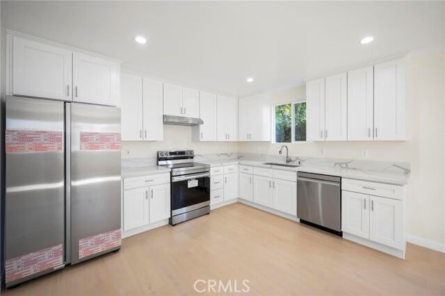 Building Photo - 8126 Moorcroft Ave