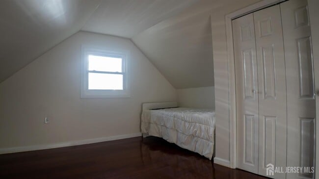 Building Photo - 55 W Iselin Pkwy