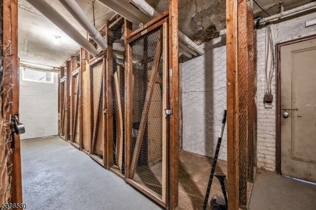 Building Photo - 6 Gainsborough Terrace
