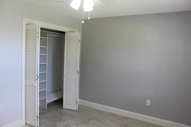 Guest Bedroom - 315 Saint Andrews Blvd