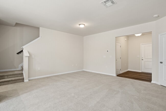 Building Photo - 717 Ambrose Hl Ln
