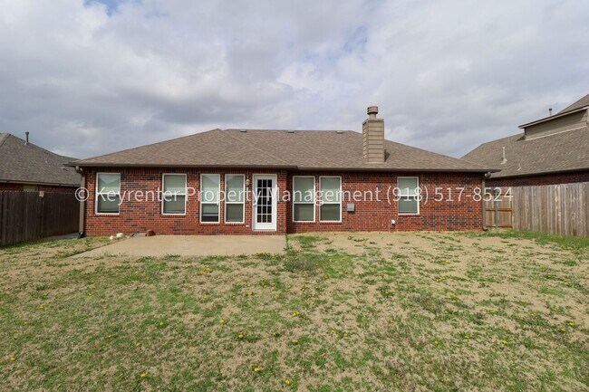 Building Photo - 3 Bed | 2 Bath | Broken Arrow