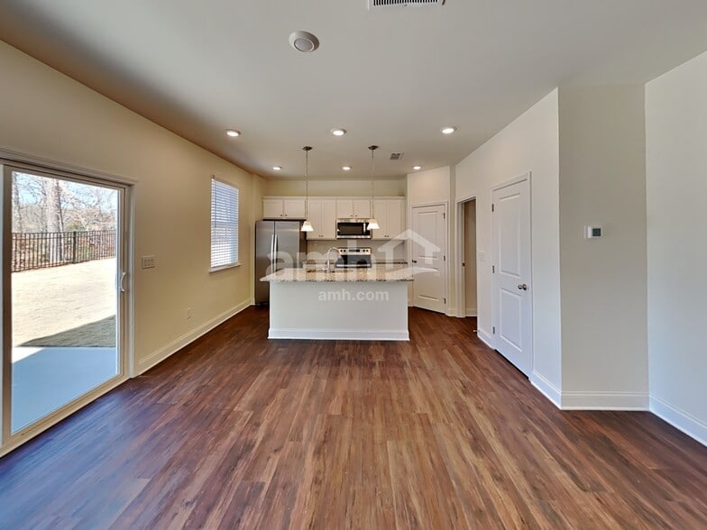 Building Photo - 153 Bee Tree Blvd