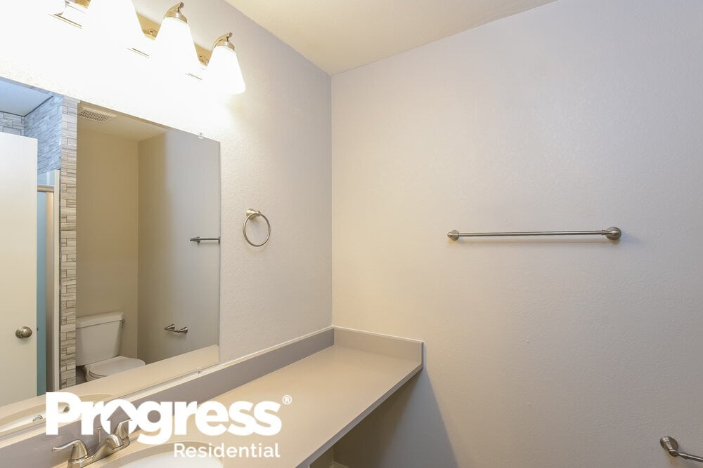 Building Photo - 5763 S Quatar Cir