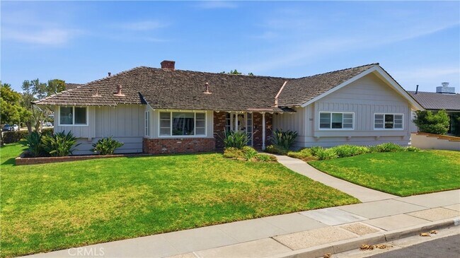 Building Photo - 1260 Somerset Ln