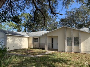 Building Photo - 185 Cinnamon Lake Cir