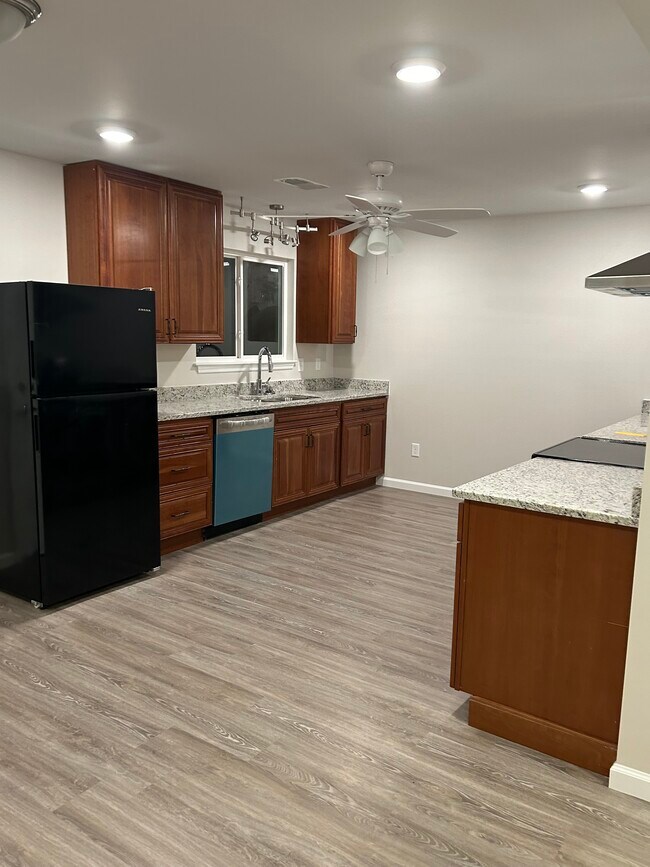 Building Photo - 2628 Chattanooga Valley Rd