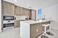 Building Photo - 17550 Collins Ave
