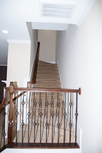 Building Photo - 4133 Strendal Dr