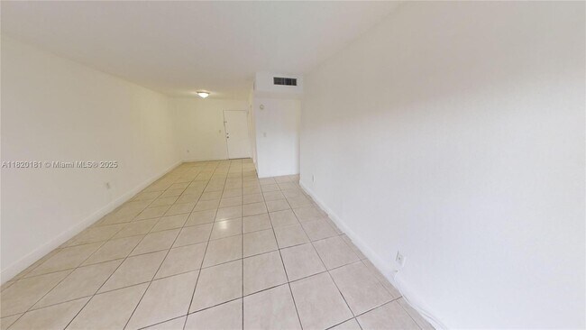 Building Photo - 4800 NW 79th Ave