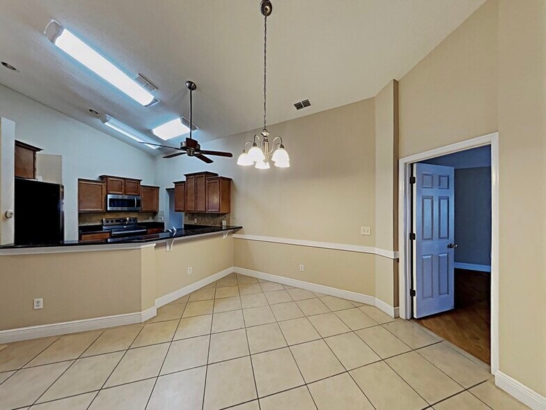 Building Photo - 346 Morning Creek Cir