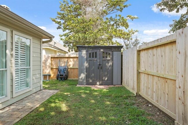 Building Photo - 3718 Paigewood Dr
