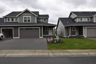 Building Photo - iscover this spacious 4-bedroom, 2.5-bath home in Lynden, WA