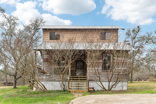 Building Photo - 110 Mc Dowell Rd