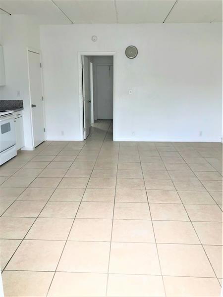 Building Photo - 3611 N Dixie Hwy