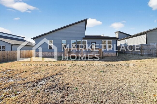 Building Photo - 1000 Clayton Rd