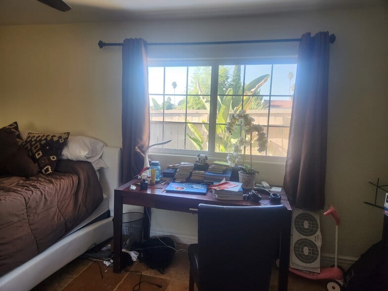 Building Photo - 12301 Frontera Rd