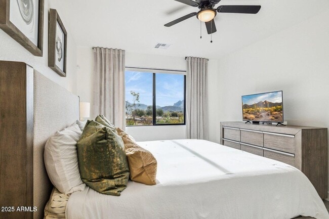 Building Photo - 16710 E Trevino Dr