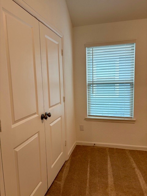 Building Photo - 566 Dry Fork Ln