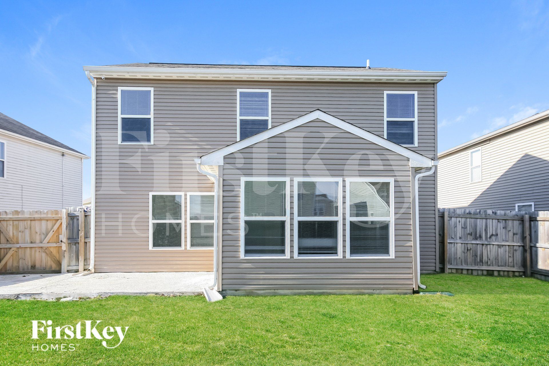 Building Photo - 2871 Beethoven Ave