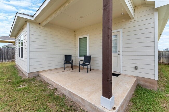 Building Photo - 216 Blue Hibiscus Dr