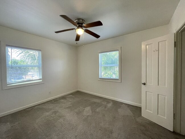 Building Photo - 4327 McClintock St
