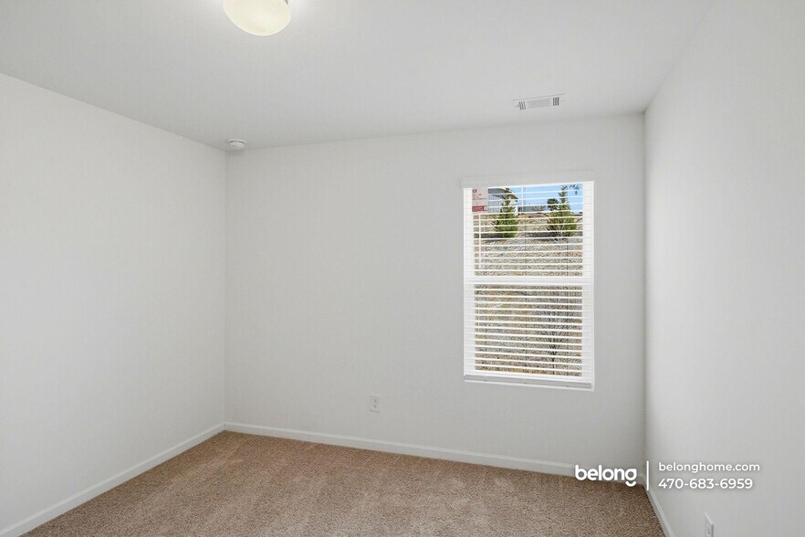 Building Photo - 101 Parkwood Dr