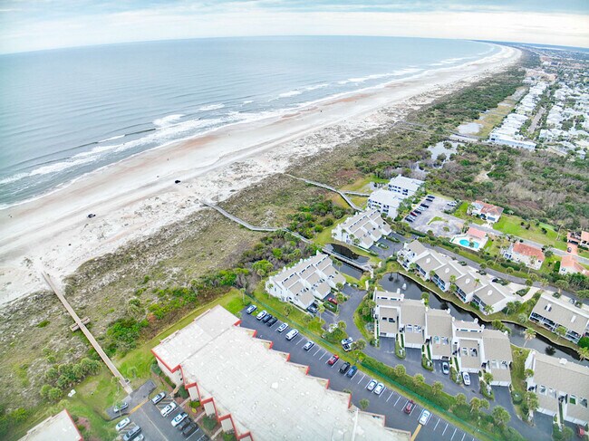 Building Photo - 890-A1A A1A Beach Blvd