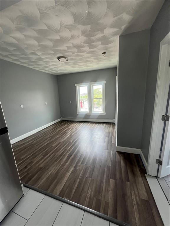 Building Photo - 8 Humes St