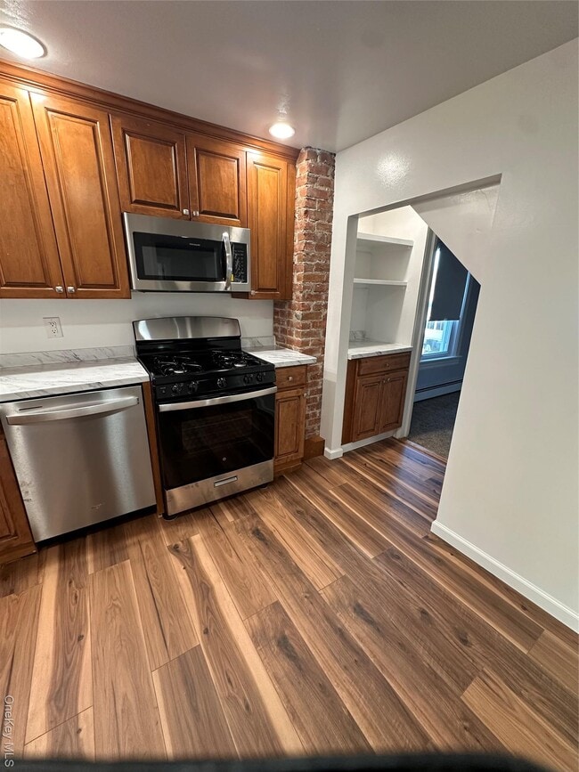 Building Photo - 24 Kellogg St