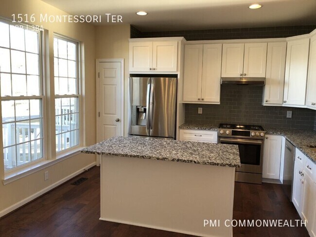 Building Photo - 1516 Montessori Terrace