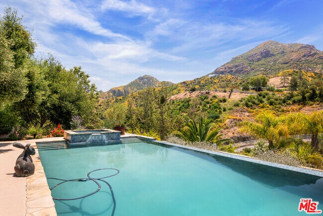 Building Photo - 31823 Lobo Canyon Rd