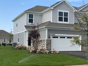 Building Photo - 25550 W Maurice Ln