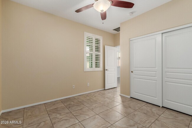 Building Photo - 1684 W Pelican Dr