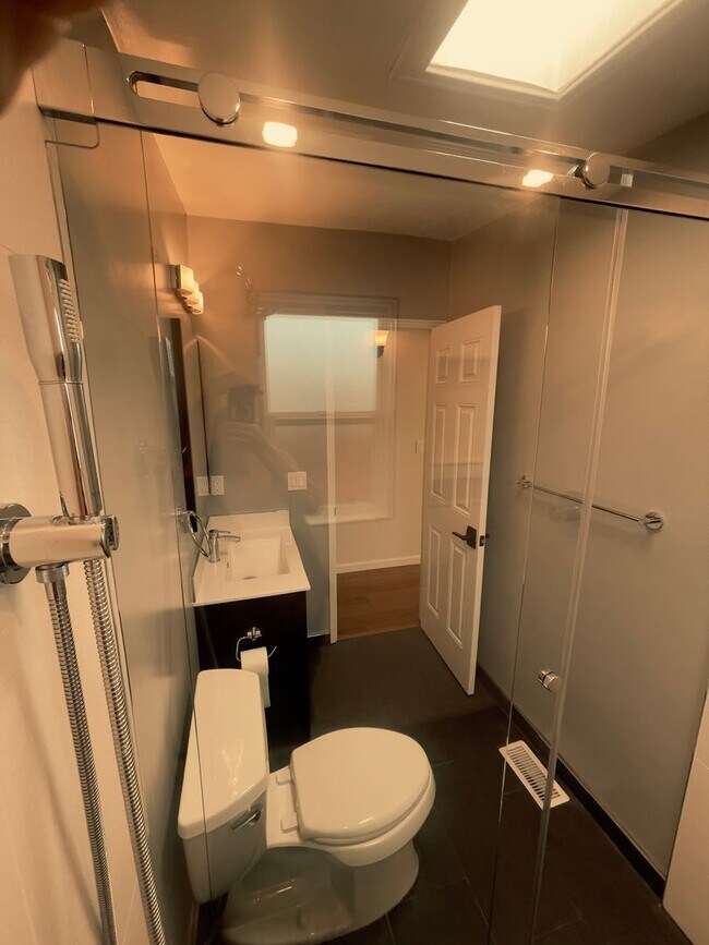 Building Photo - Beautifully Remodeled 3BD/2BA Sunnyvale Home with Designer Kitchen & Private Backyard