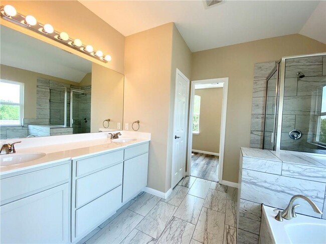 Building Photo - 2214 Conway Cove