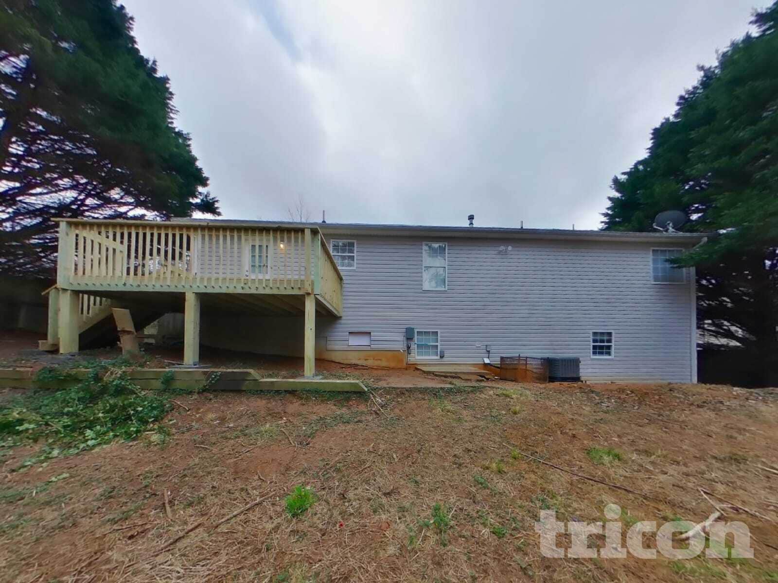 Building Photo - 302 Bethel Dr