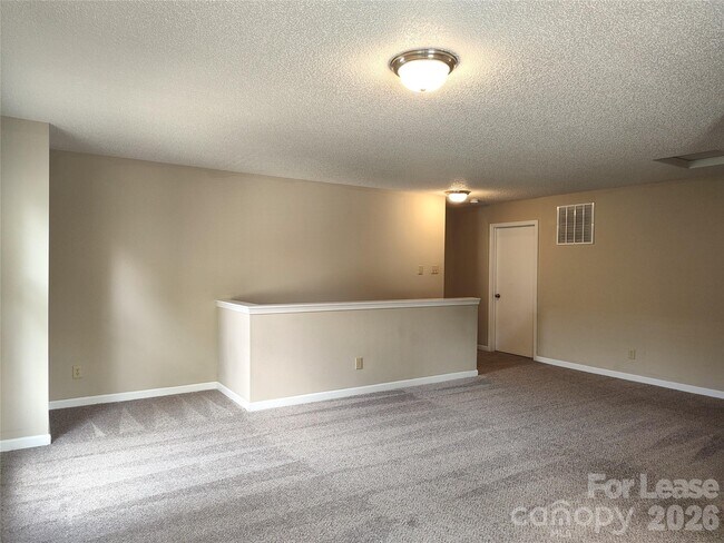 Building Photo - 2038 Dunsmore Ln