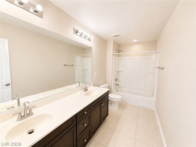 Building Photo - 2716 Graceful Grove Ave