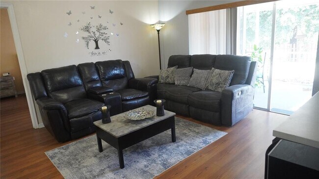 Building Photo - 17109 Cypresswood Way