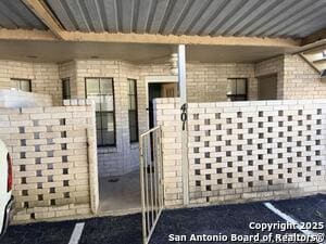 Building Photo - 8415 Fredericksburg Rd