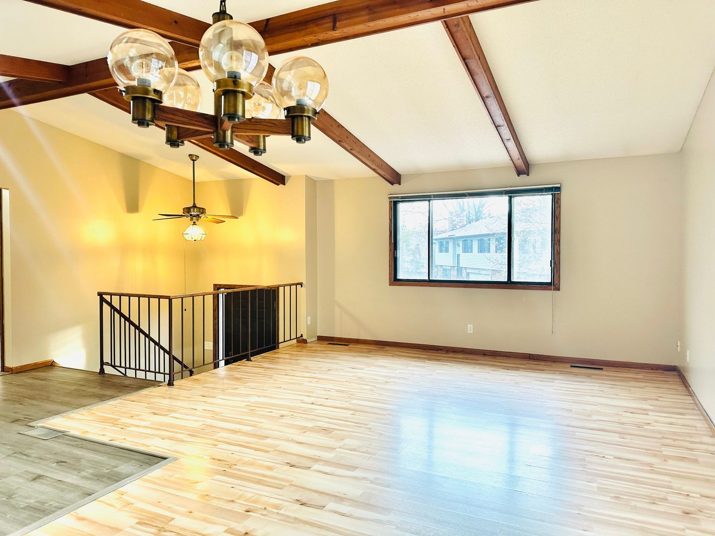 Building Photo - 840 Martha Lake Ct