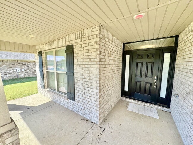 Building Photo - 8437 Grayce Dr