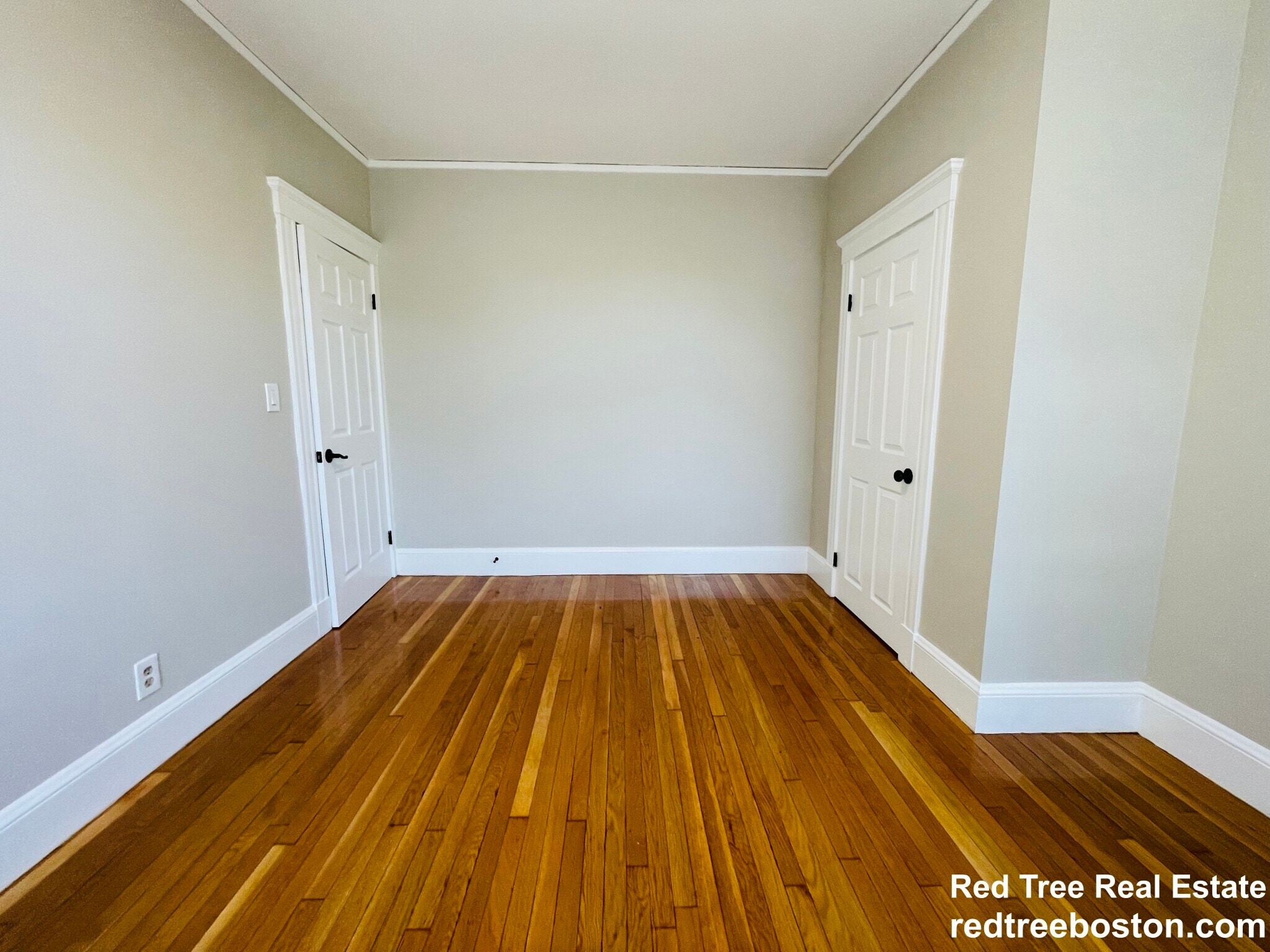 Building Photo - 187 Fellsway W