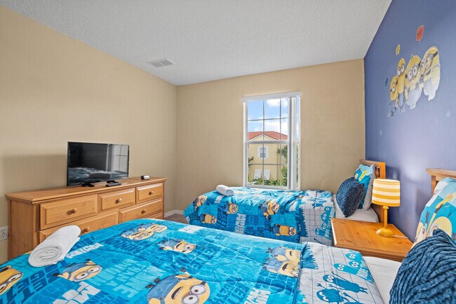 Building Photo - 127 Pompano Beach Dr